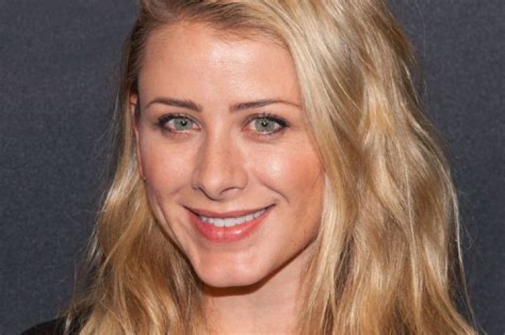 Lo Bosworth Biography - Facts, Childhood, Family Life & Achievements