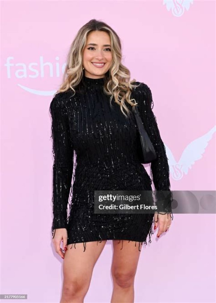 Logan Rae Hill Wikipedia, Biography, Age, Height, Weight, Net Worth and more