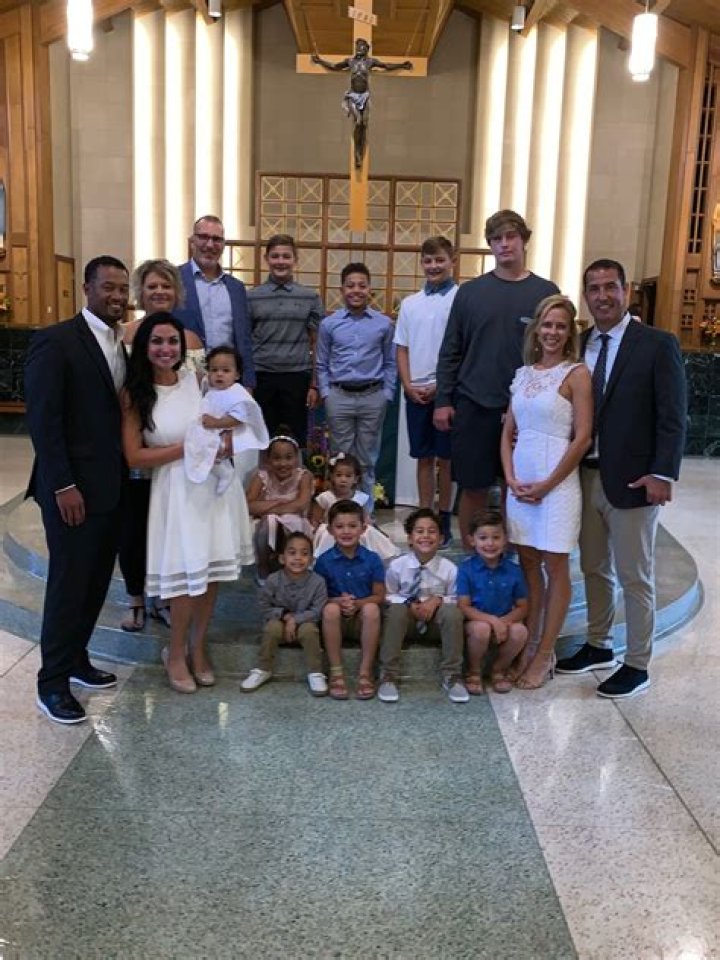 Luke Fickell Contract, Net Worth, Height, House, Weight, Family, Son, College