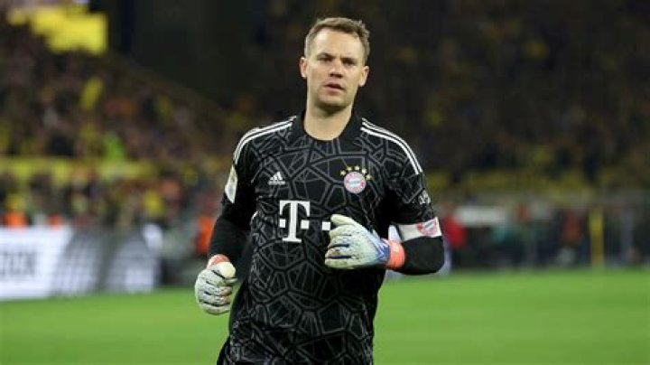 Manuel Neuer Biography - Facts, Childhood, Family Life & Achievements