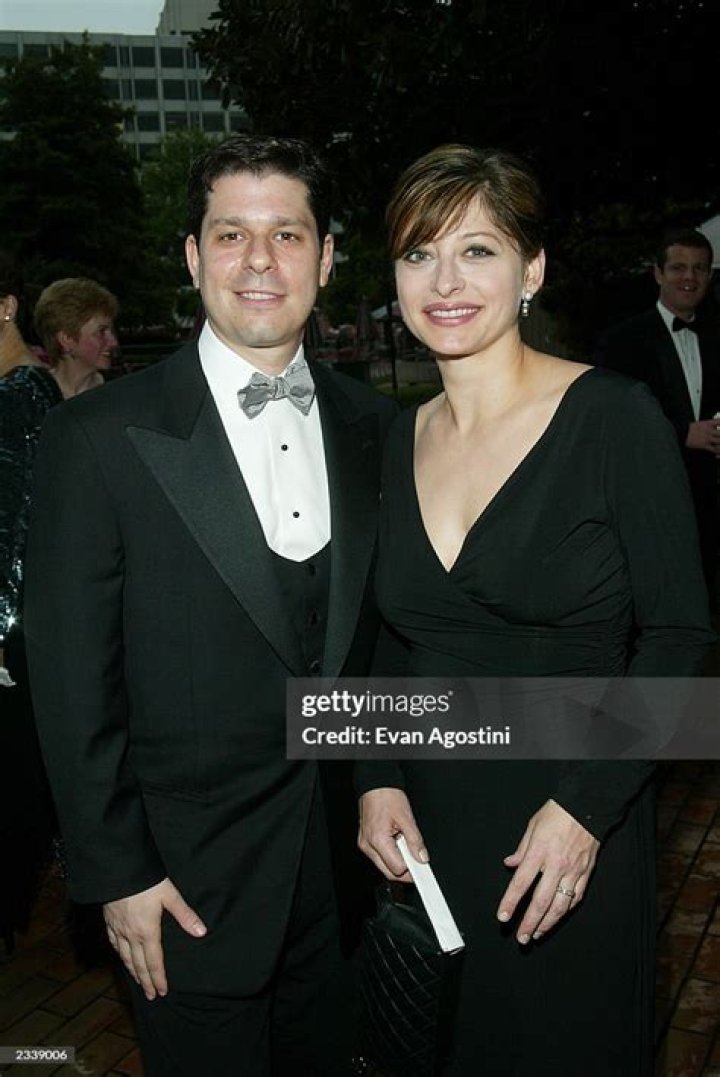 Maria Bartiromo Net Worth, Husband, Married, Salary, Bikini, Feet, Bio