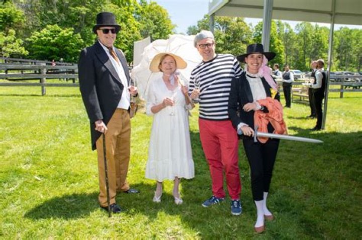 Mary Dailey Desmarais: Meet Paul Desmarais III Wife On Instagram