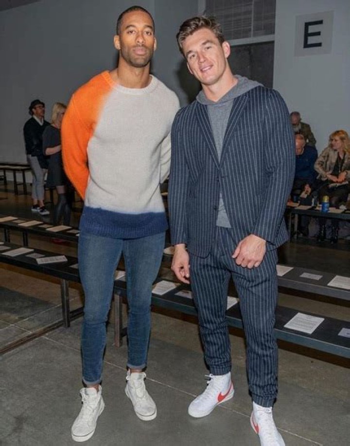 Matt James Height Weight Shoe Size Body Measurements Facts Family