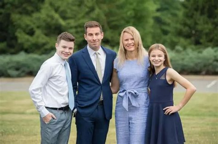 Matt Rivers Bio, Wiki, Age, Wife, Family, CNN, Salary and Net Worth