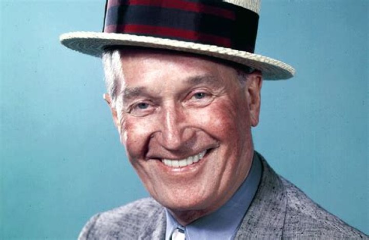 Maurice Chevalier Biography - Facts, Childhood, Family Life & Achievements