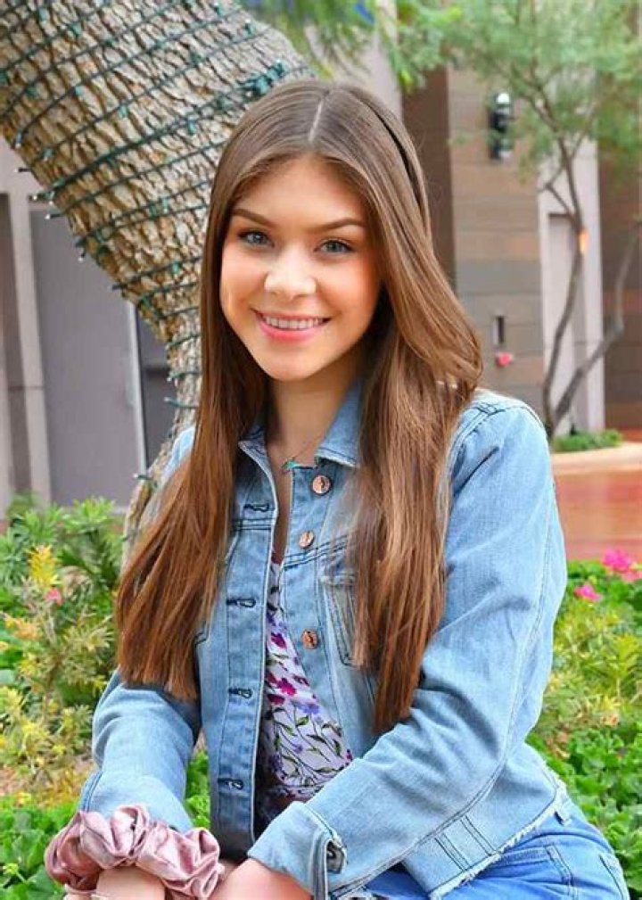 Mayra Farret Wiki, Biography, Age, Height, Boyfriend, Family, Instagram