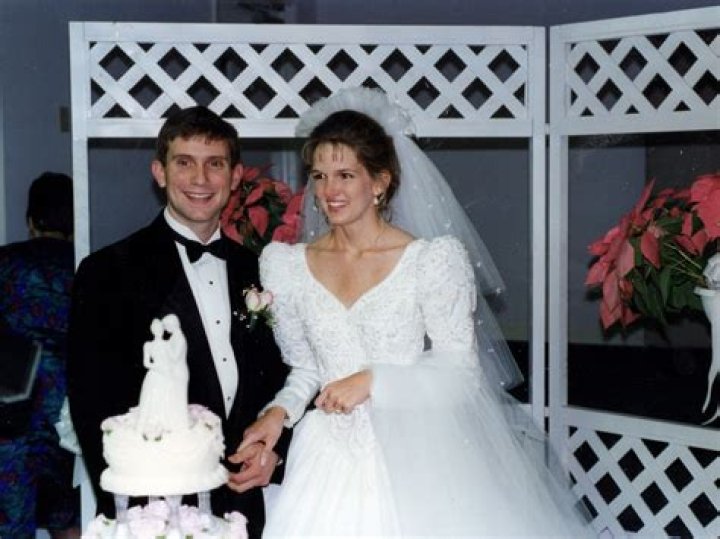 Meet Cheryl Williams Mike Williams Mother And Explore Her Age