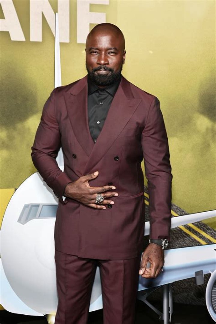 Mike Colter Biography - Facts, Childhood, Family Life & Achievements