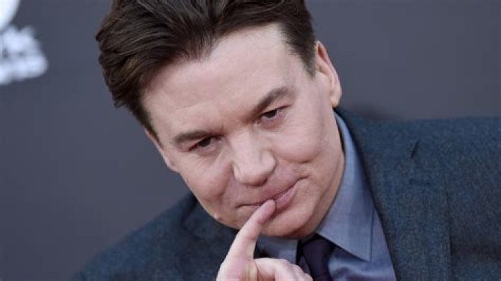 Mike Myers denies firing a security guard for the unforgivable sin of making direct eye contact