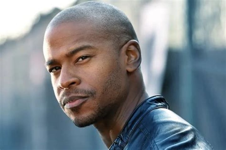 Mike Wade Wiki, Age, Height, Jupiter’s Legacy & Net Worth