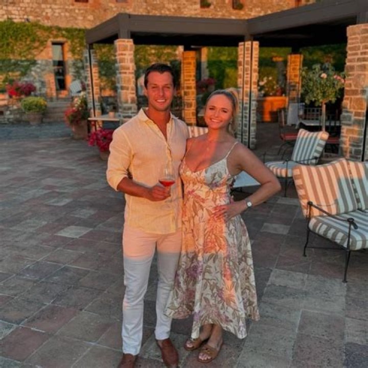 Miranda Lambert Raves About Her Husband Brendan McLoughlin On Their First Wedding Anniversary!
