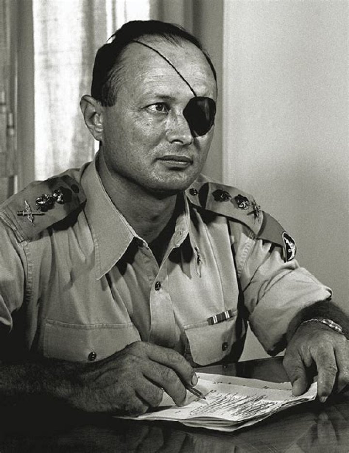 Moshe Dayan Biography - Childhood, Life Achievements & Timeline