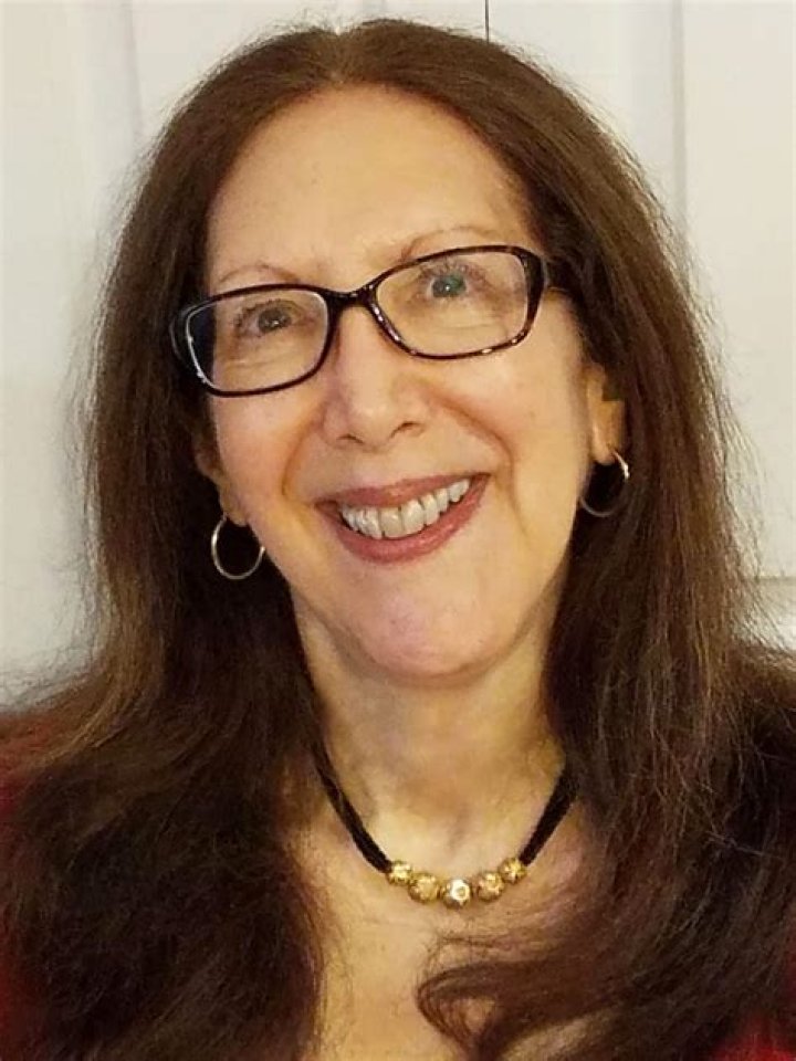 Dr. Nancy Carlson, MD – Kalamazoo, MI