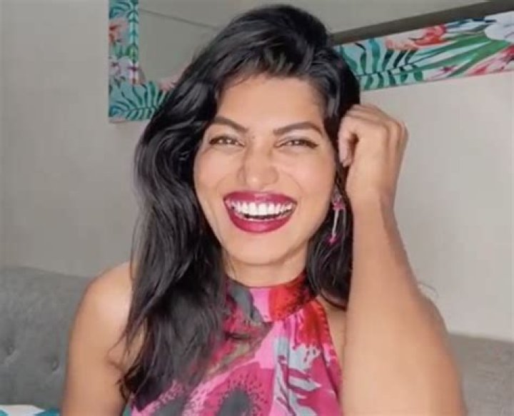 Akshaya Shetty in Bathing Suit is "Moody" — Celebwell