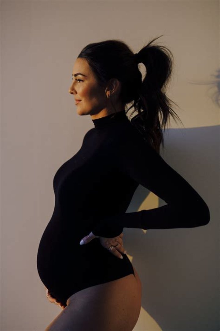 Bachelor’s Jen Saviano in Bathing Suit Announces Pregnancy  — Celebwell