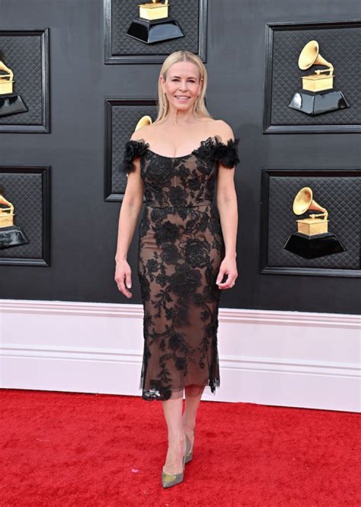 Chelsea Handler in Bathing Suit Shares a Very Important PSA — Celebwell