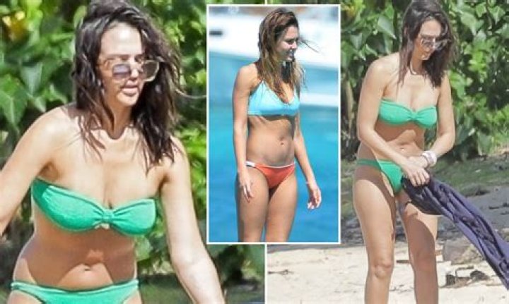 Jessica Alba in Bathing Suit Shares Summer Photo Dump — Celebwell