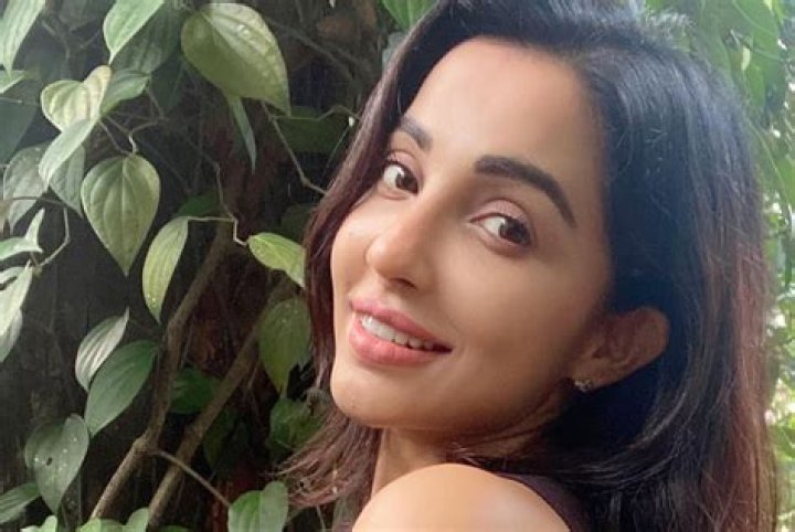 Parvati Nair in Bathing Suit is "Under Water" — Celebwell