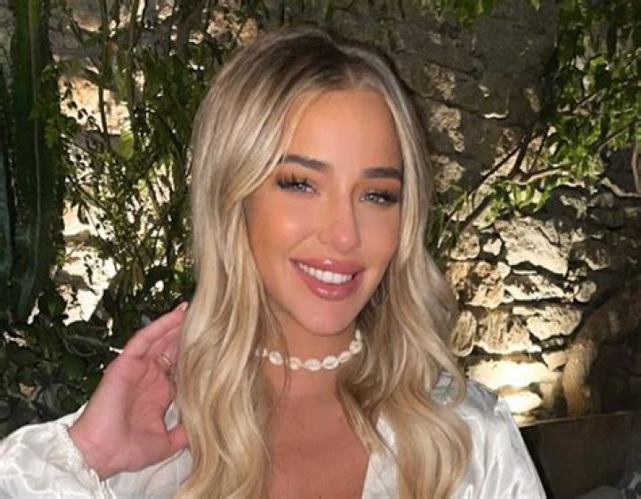 Taylor Ward in Bathing Suit Enjoys “Island Life” — Celebwell