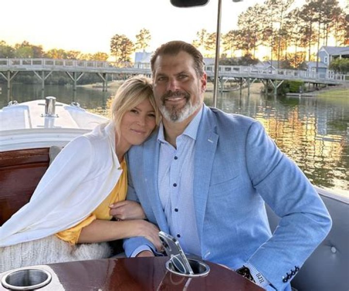 NFL: Is Chris Hutchinson Related To Steve Hutchinson? Everything On His Wife And More