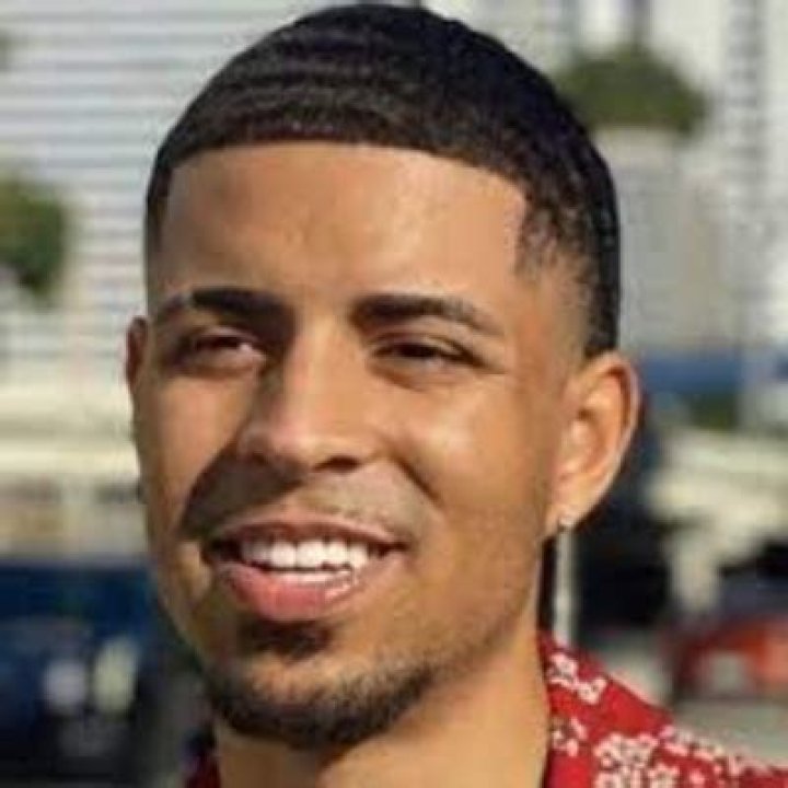 Noah Jacob [Youtuber] Wiki, Net Worth, Brother, Height & More