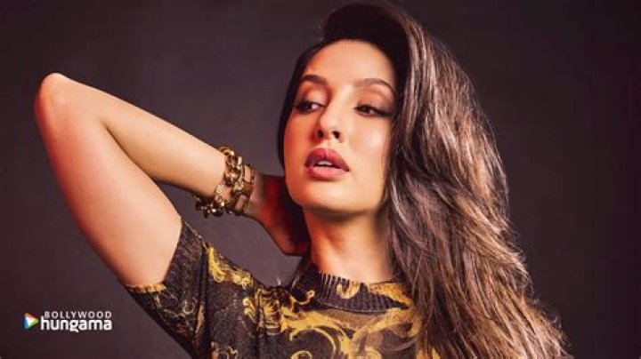 Nora Fatehi Biography - Facts, Childhood, Family Life & Achievements