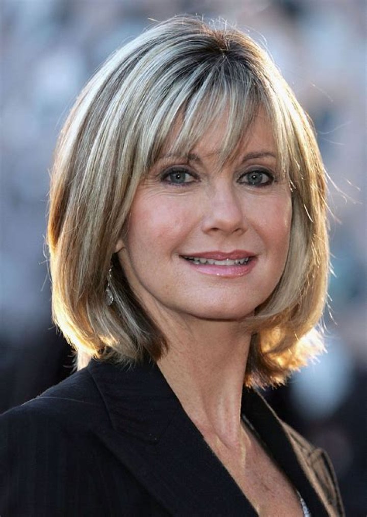 Olivia Newton-John Biography - Facts, Childhood, Family Life & Achievements