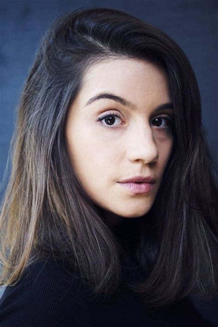 Olivia Popica Wiki, Age, Boyfriend, Height & Family
