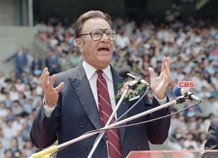 Oral Roberts Biography - Facts, Childhood, Family Life, Achievements