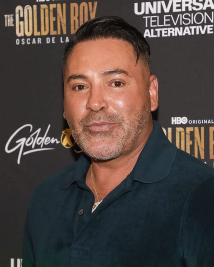 Oscar De La Hoya Net Worth, Income, Salary, Earnings, Biography