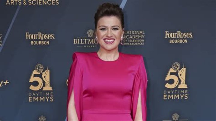 Patricia Clarkson: dating, net worth, tattoos, smoking & body measurements