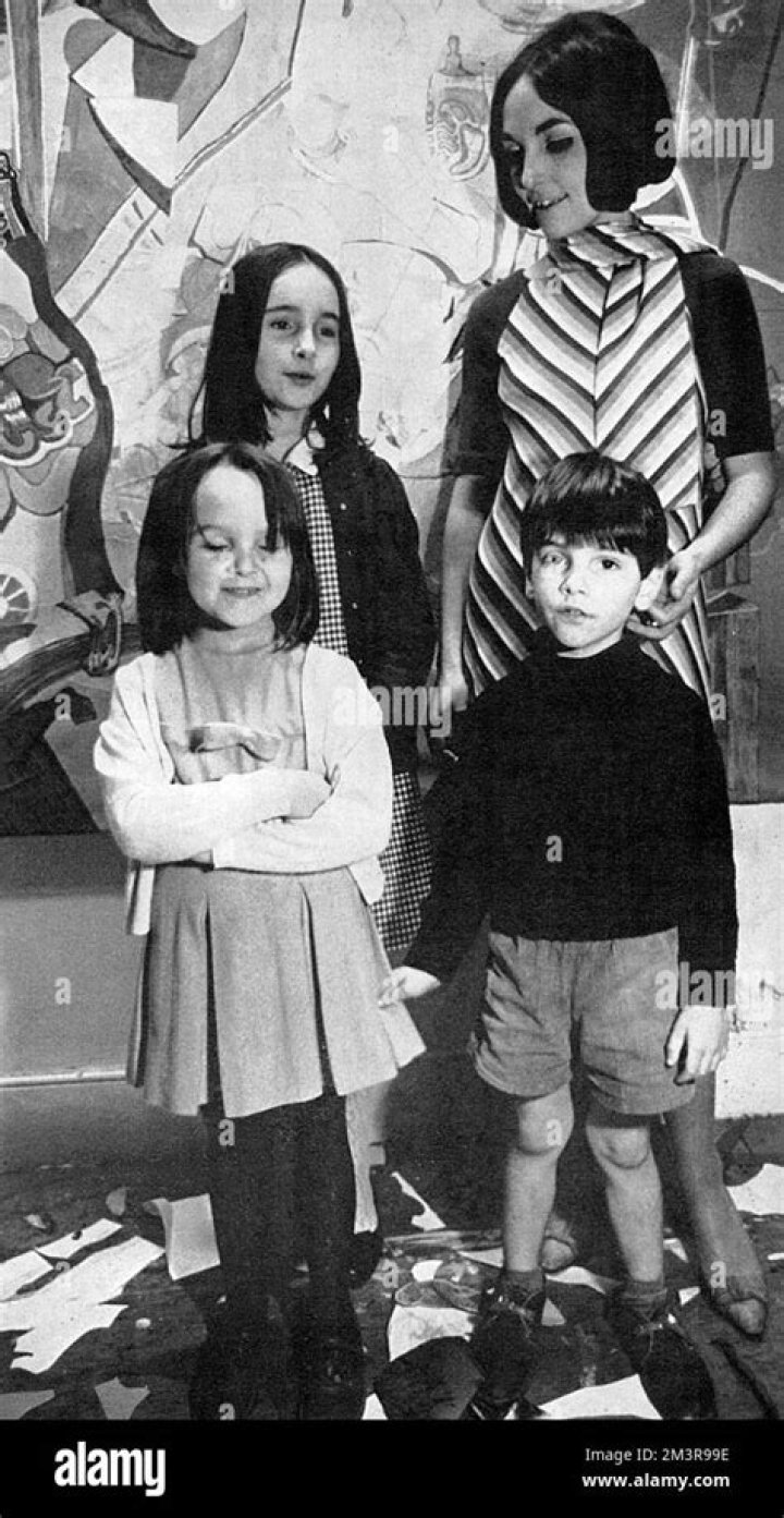 Victoria Willing, Caroline Willing, Nick Willing