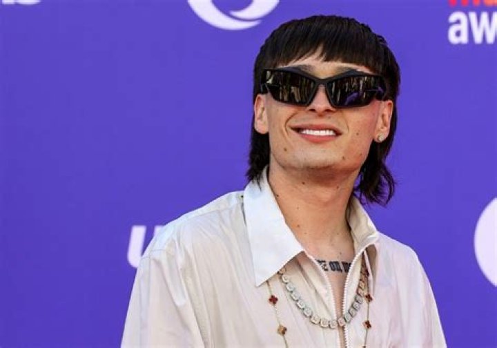 Peso Pluma Biography – Facts, Parents, Net Worth, Awards, Age