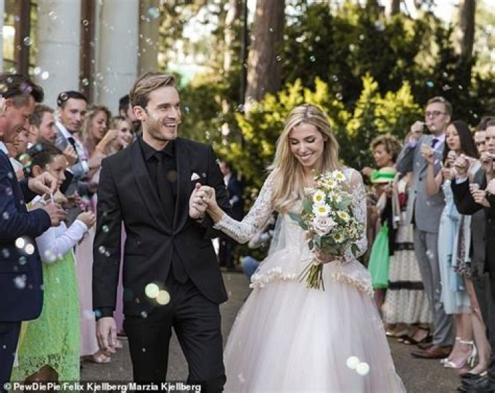 PewDiePie siblings: Meet Fanny Kjellberg