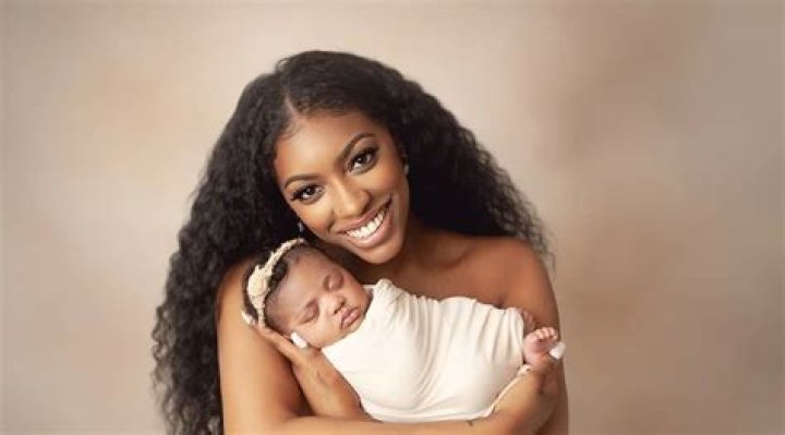 Porsha Williams’ Baby Reportedly ‘Looks Just Like’ Her And She Loves It!