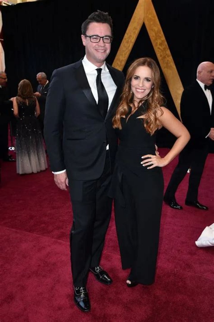 Rachel Hollis salary and net worth