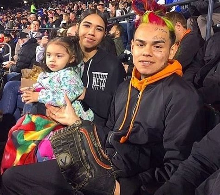 Rapper Future Attacks Tekashi 6ix9ine After Sara Molina Was Spotted Out With Rich The Kid