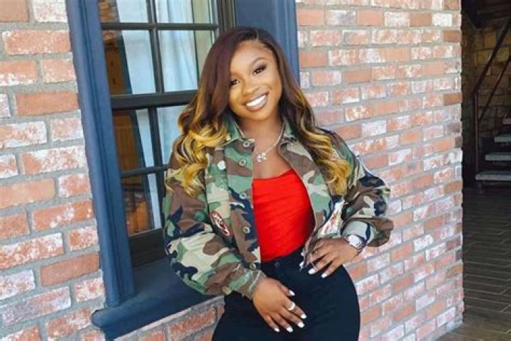 Reginae Carter Is Flexing On The ‘Gram In Her Latest Pics – Check Out Why She Received Backlash From Fans!