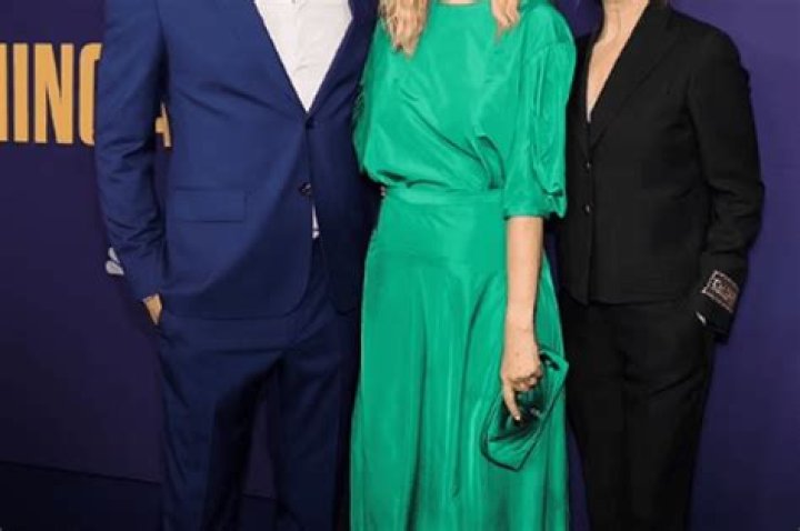 Renee Zellweger Stuns In Armani Prive With David Webb Jewels