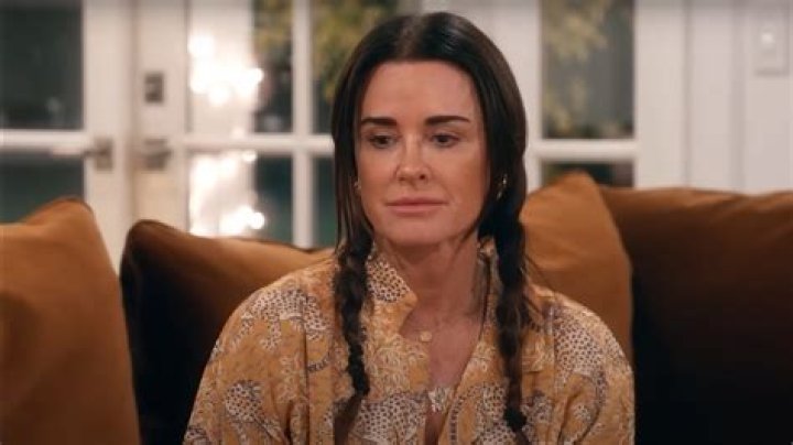 RHOBH Kyle Richards Breaks Down #Puppygate – Whose Side Are You On?