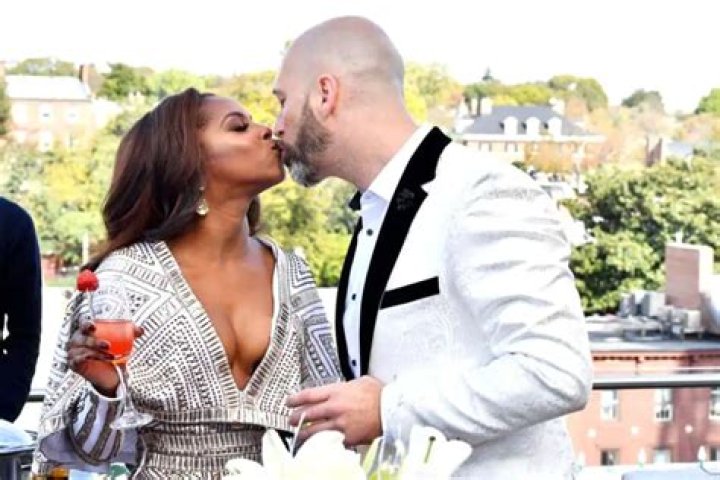 RHOP: Candiace Dillard Calls Fan A ‘Worthless Imbecile’ After They Say Her Husband Is A Deadbeat Dad