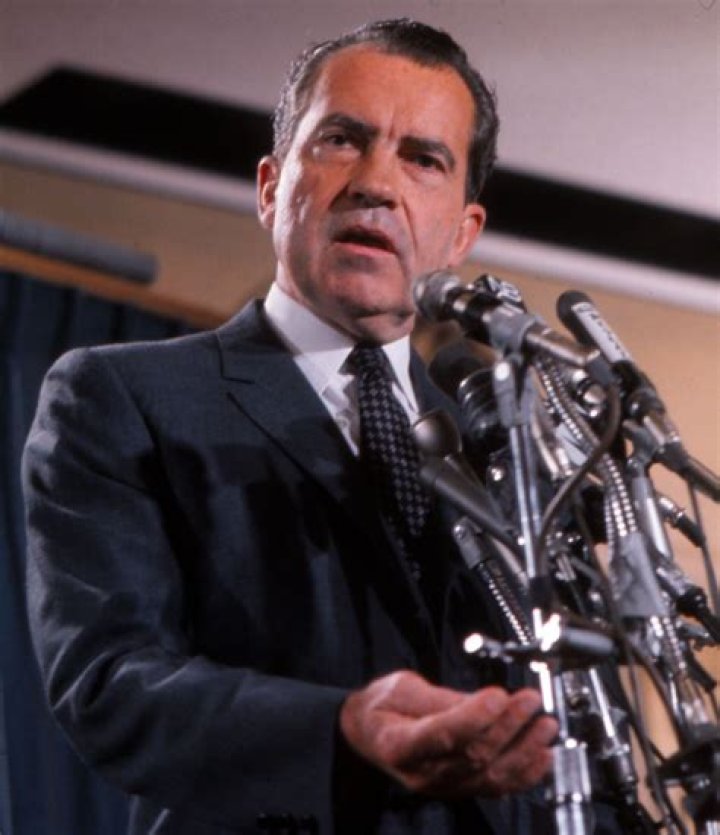 Richard Nixon Biography - Facts, Childhood, Family Life & Achievements