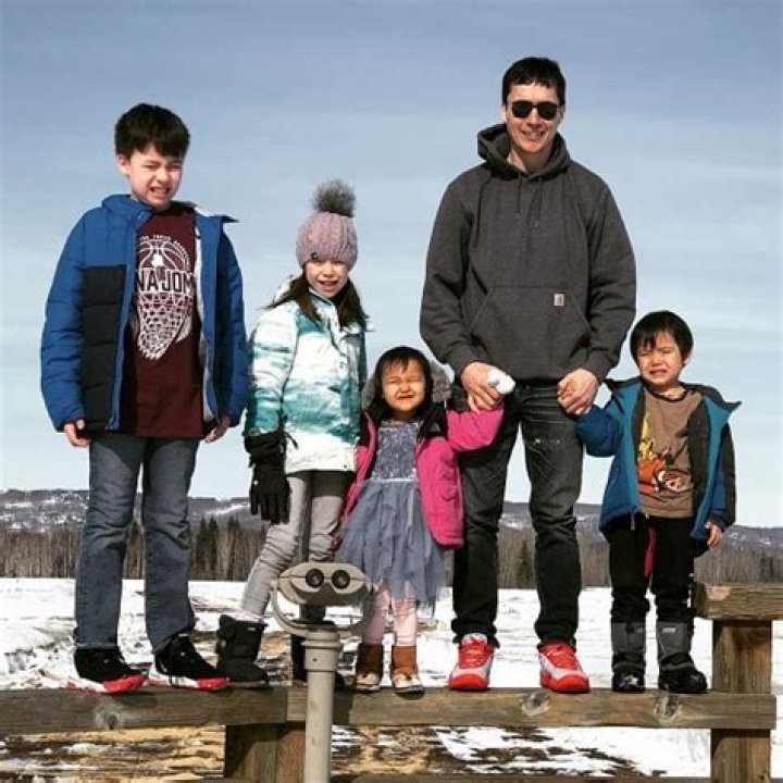 Ricko Dewilde Has Five Children And A Huge Family With Rona Vent