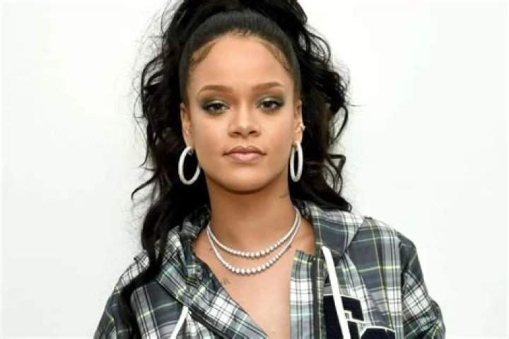 Rihanna Finally Gives Fans A Behind-The-Scenes Look Of The New Album Recording Process