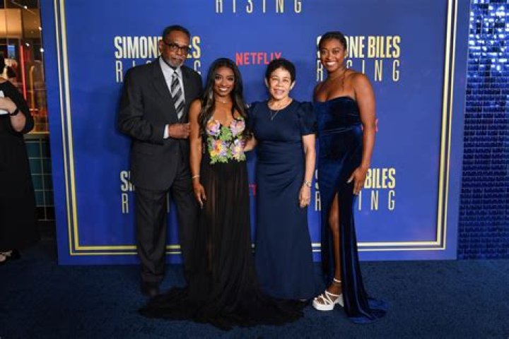 Ronald Biles Wiki, age, wife, Simone Biles father, children, job, net worth