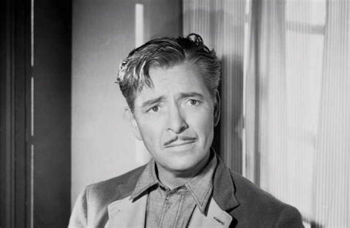 Ronald Colman Biography - Childhood, Life Achievements & Timeline