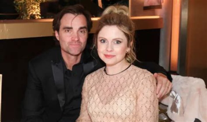 Rose McIver- Age, Bio, Net Worth, Boyfriend, Height, Career