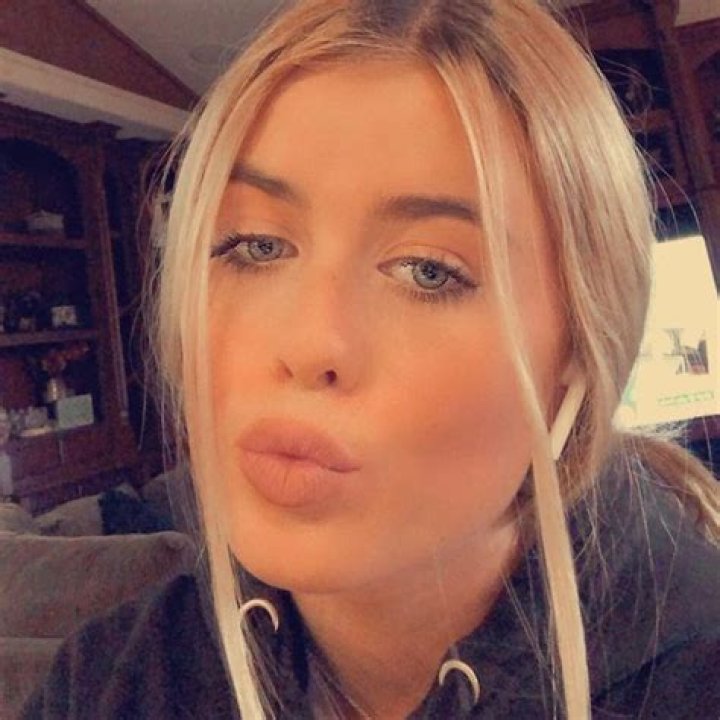 Ruby Lightfoot (Model) Wiki, Bio, Age, Height, Weight, Measurements, Boyfriend, Net Worth, Family, Facts