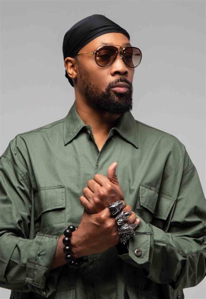 RZA (Robert Fitzgerald Diggs) Biography – Facts, Childhood, Family Life, Achievements & Timeline