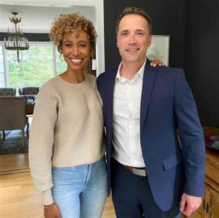Sage Steele Husband, Parents, Height, Age, Bikini, Net Worth, Mother, Fired, Bio